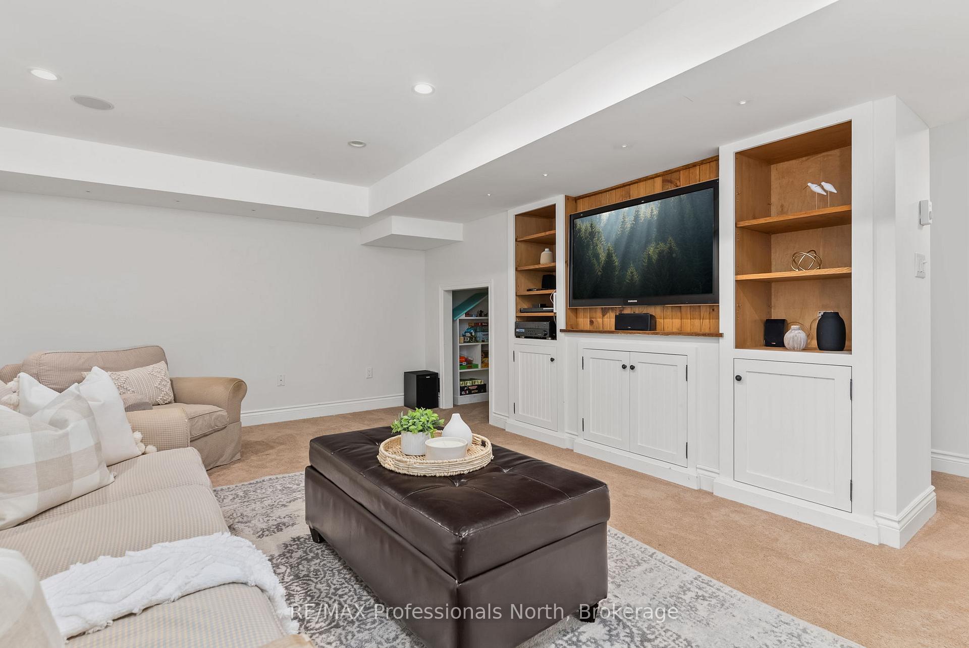 Photo 36 of 35 Windsong Crescent, Bracebridge, Macaulay — HOMEH