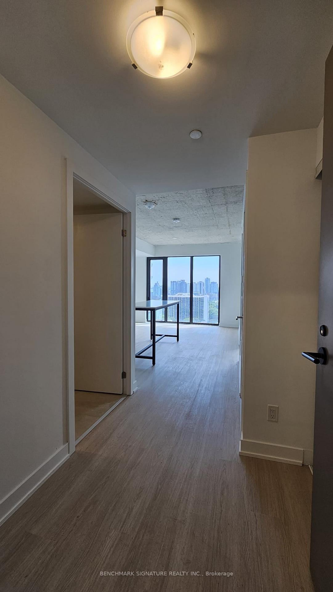 Photo 3 of Unit 2106, 47 Mutual Street, Toronto, Church-Yonge Corridor — HOMEH