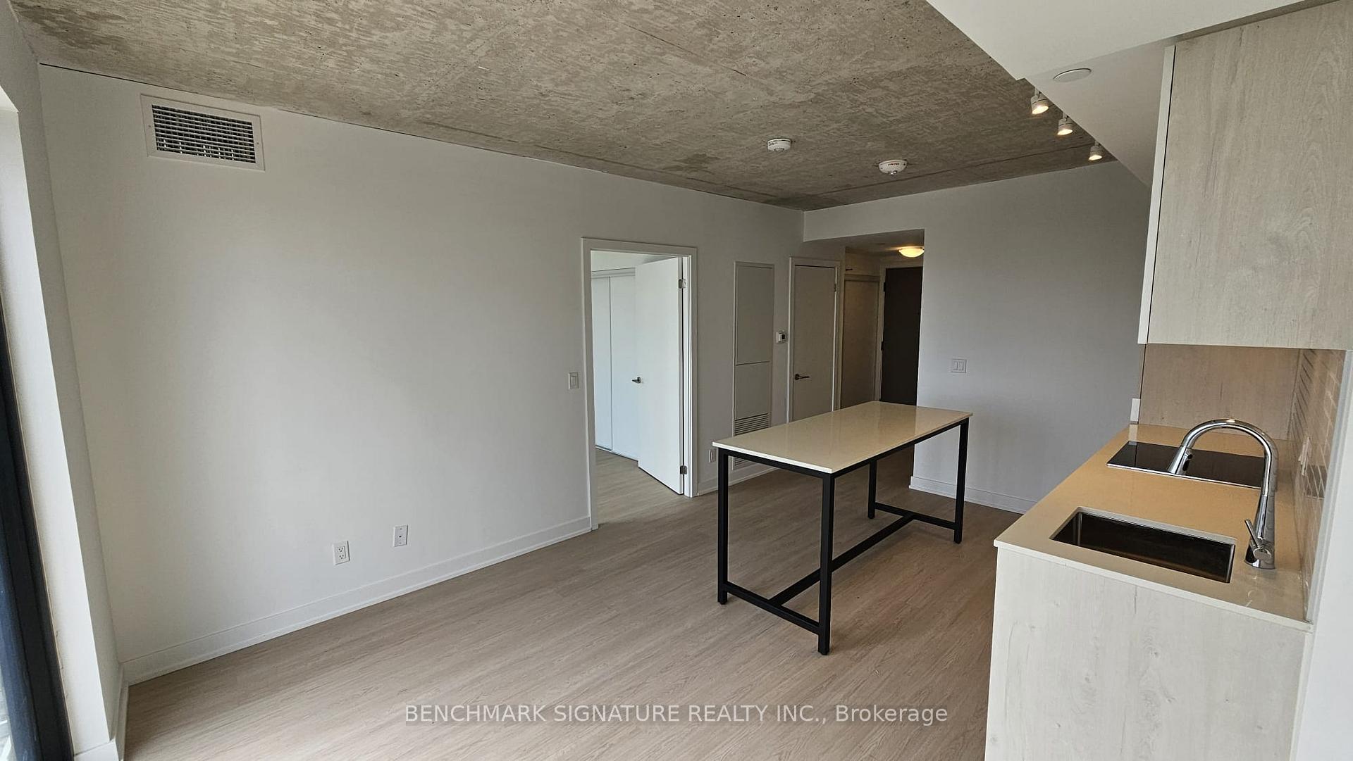 Photo 5 of Unit 2106, 47 Mutual Street, Toronto, Church-Yonge Corridor — HOMEH