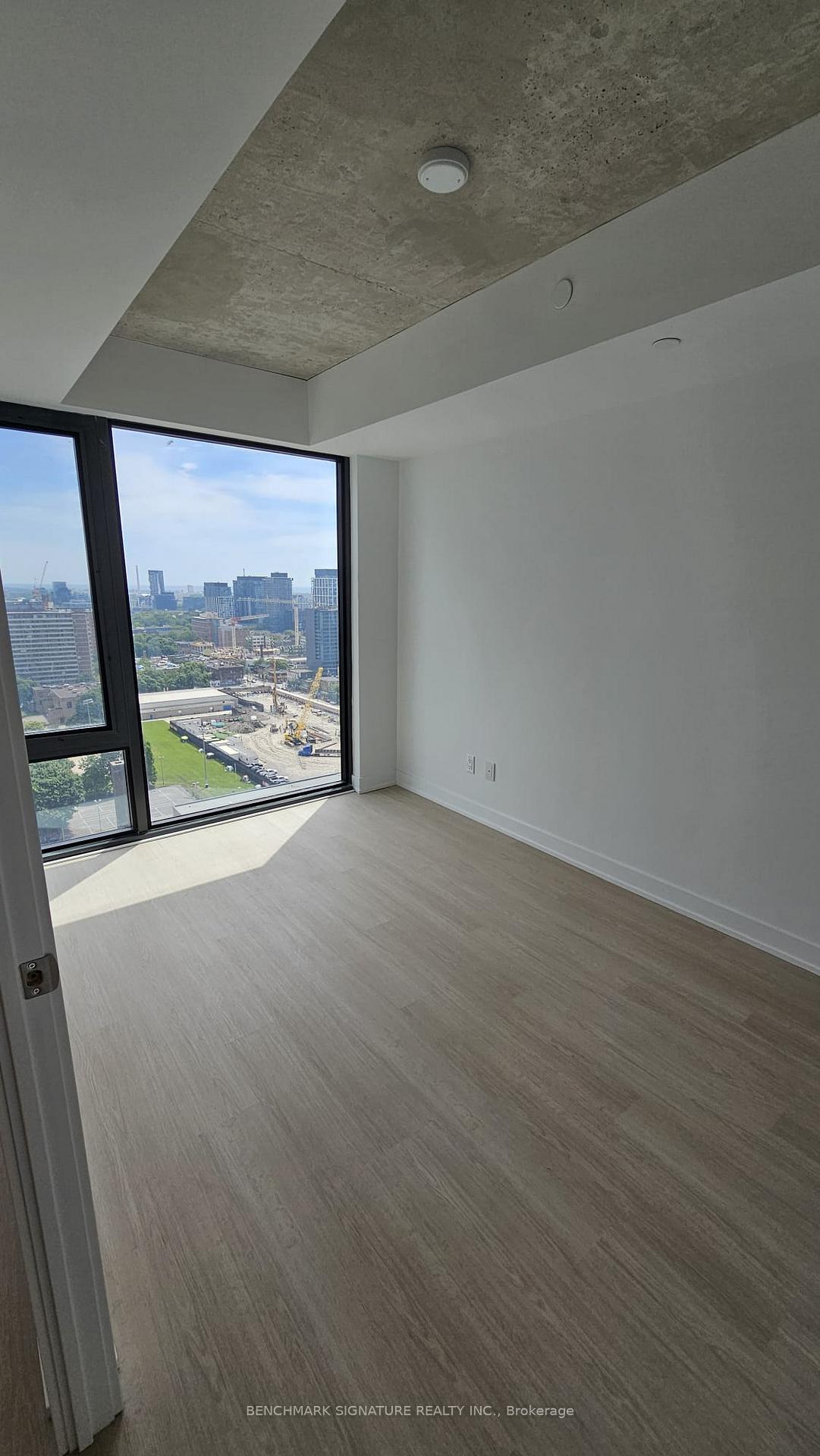 Photo 8 of Unit 2106, 47 Mutual Street, Toronto, Church-Yonge Corridor — HOMEH