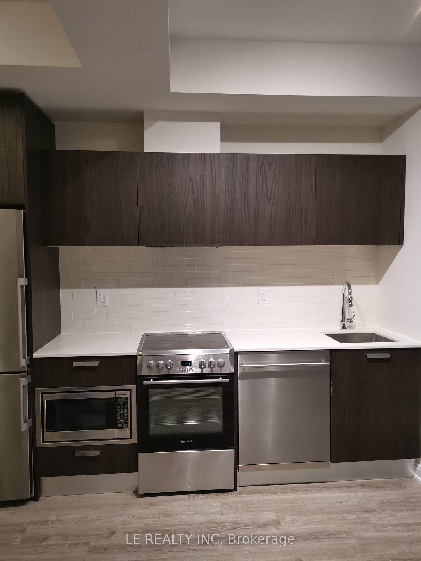 Photo 8 of Unit 707, 50 Charles Street E, Toronto, Church-Yonge Corridor — HOMEH