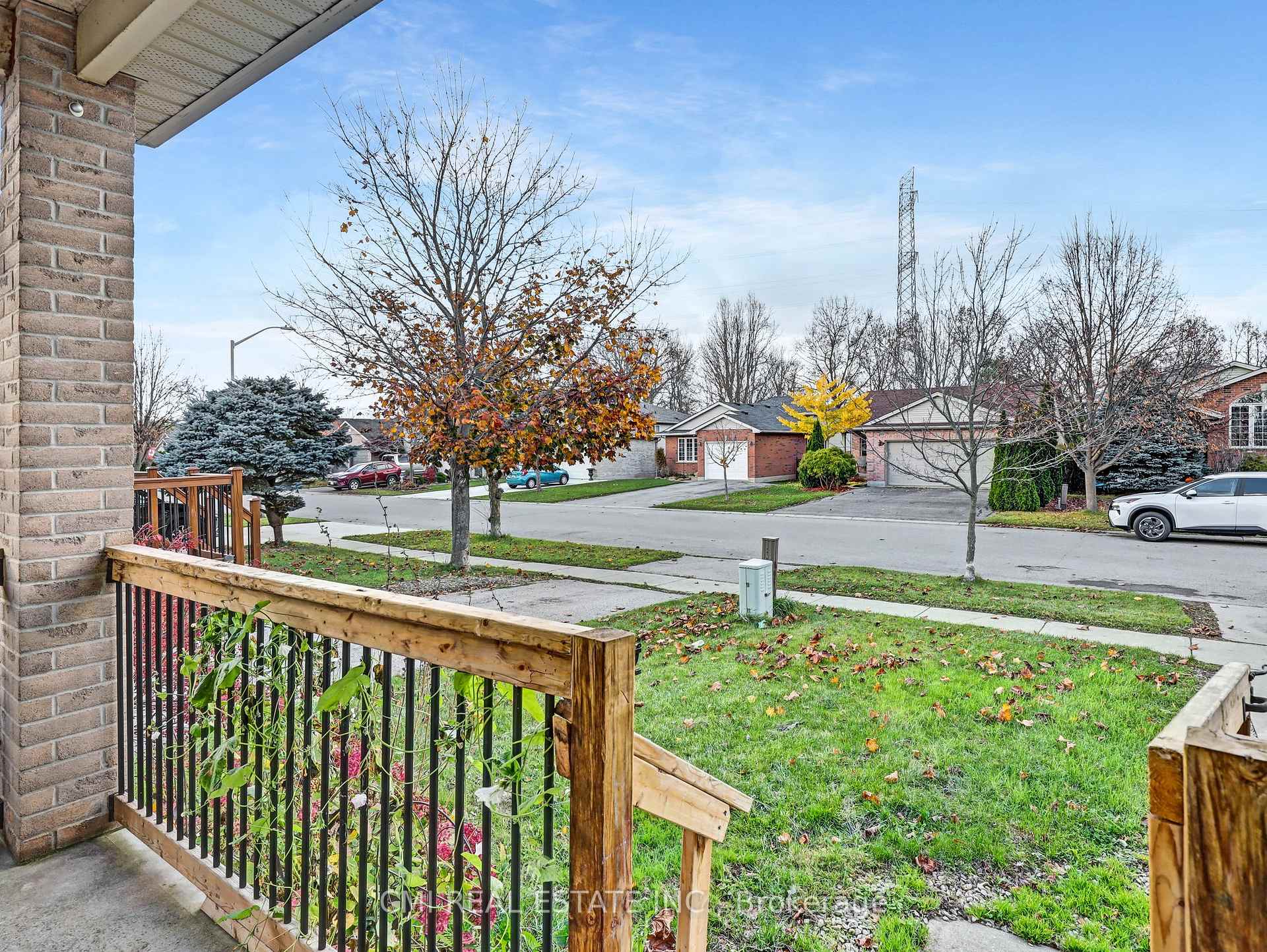 Photo 12 of 32 Donker Drive, St. Thomas — HOMEH