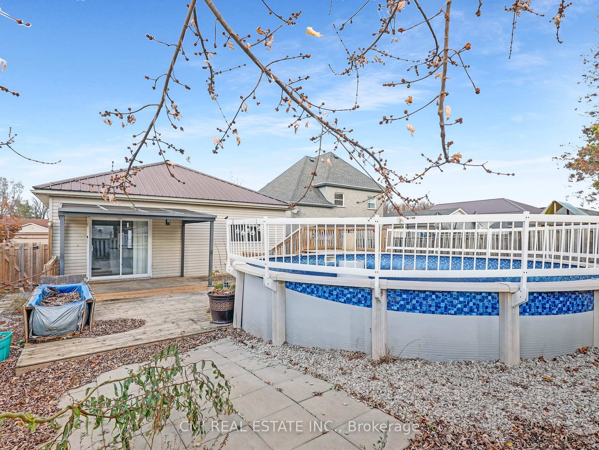 Photo 35 of 32 Donker Drive, St. Thomas — HOMEH