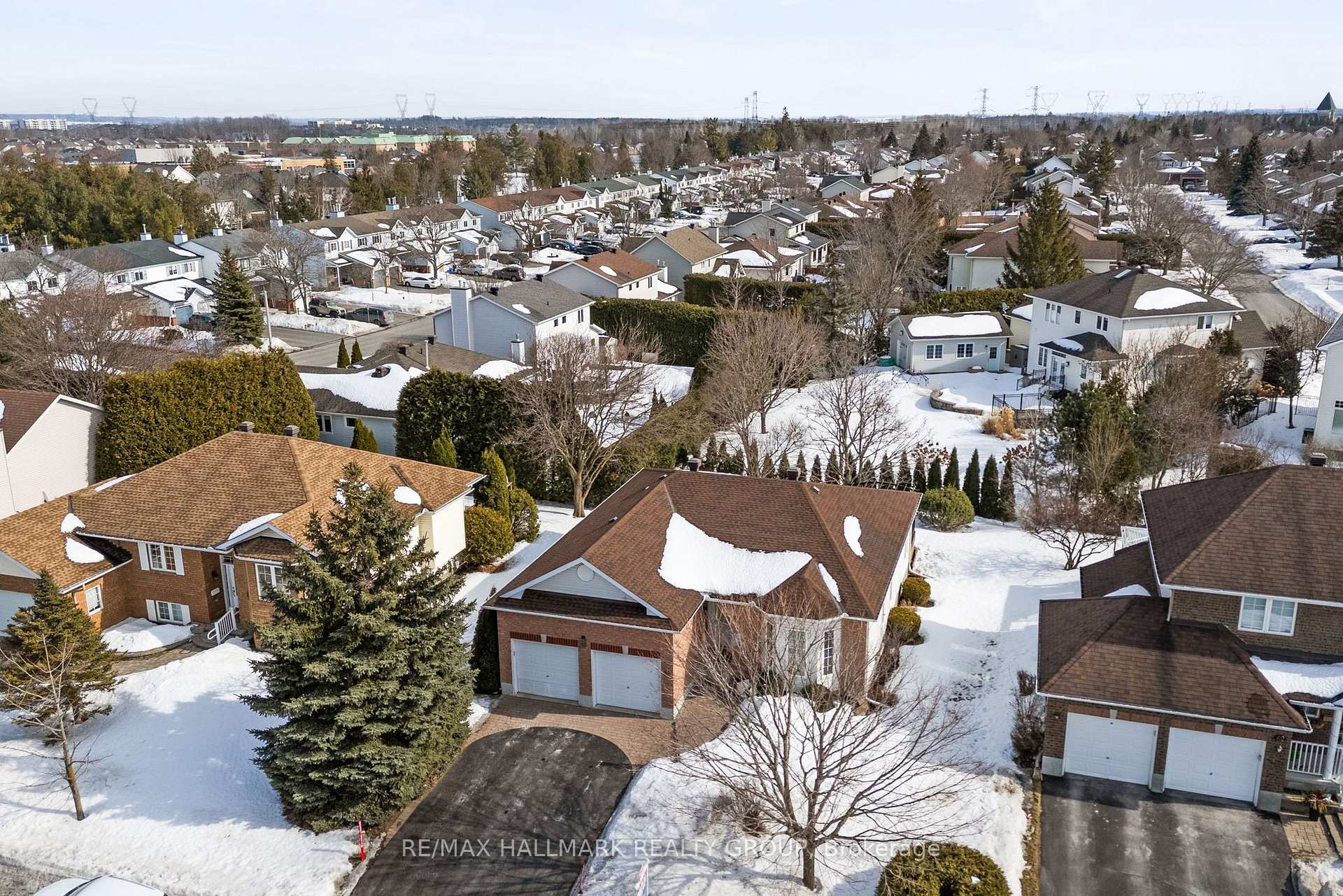 Photo 5 of 64 Forest Creek Drive, Ottawa, Stittsville (Central) — HOMEH
