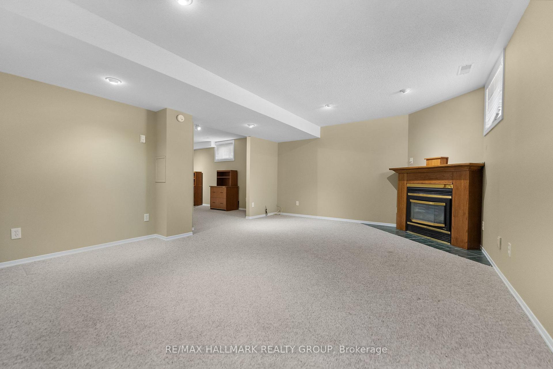 Photo 26 of 64 Forest Creek Drive, Ottawa, Stittsville (Central) — HOMEH