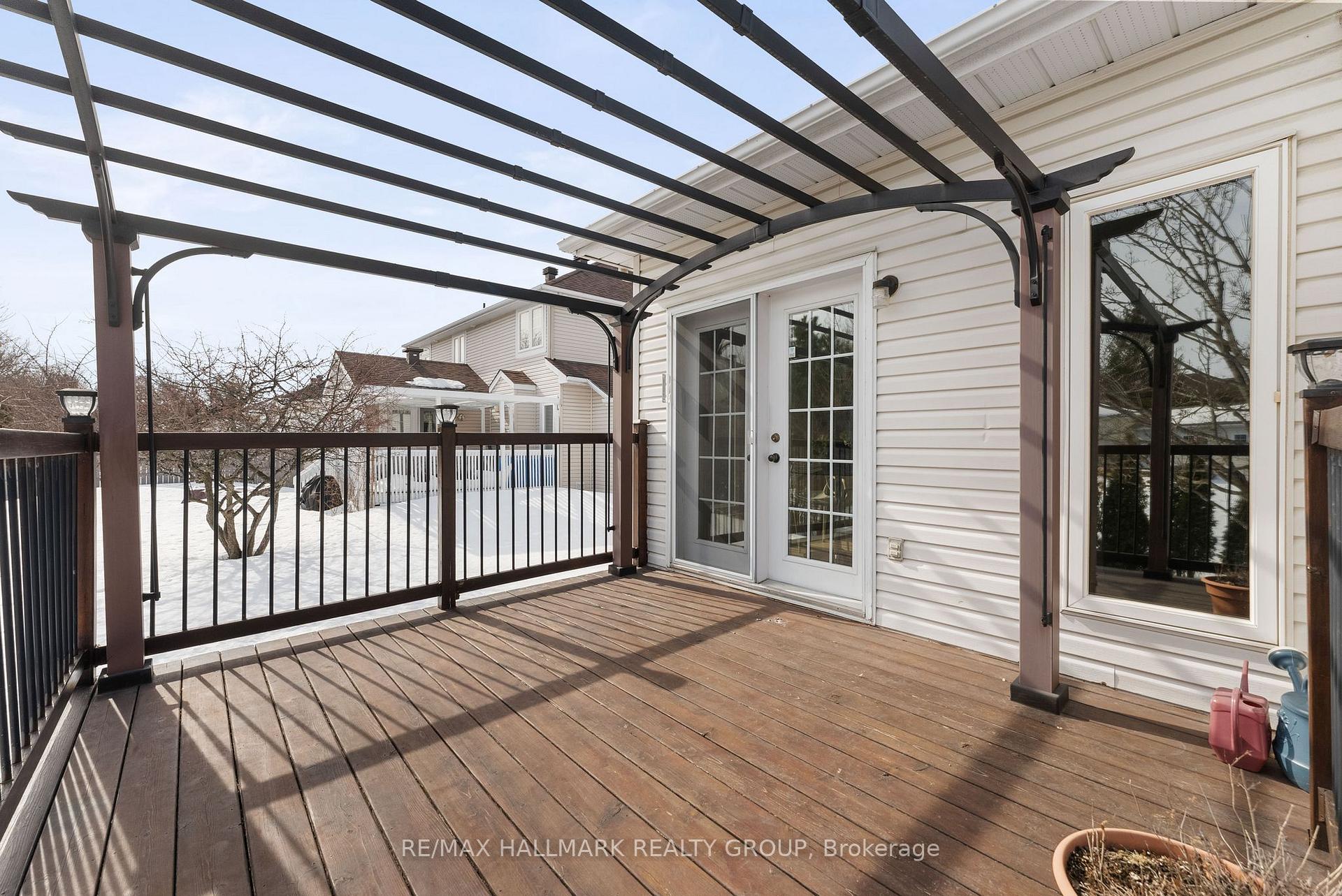 Photo 36 of 64 Forest Creek Drive, Ottawa, Stittsville (Central) — HOMEH
