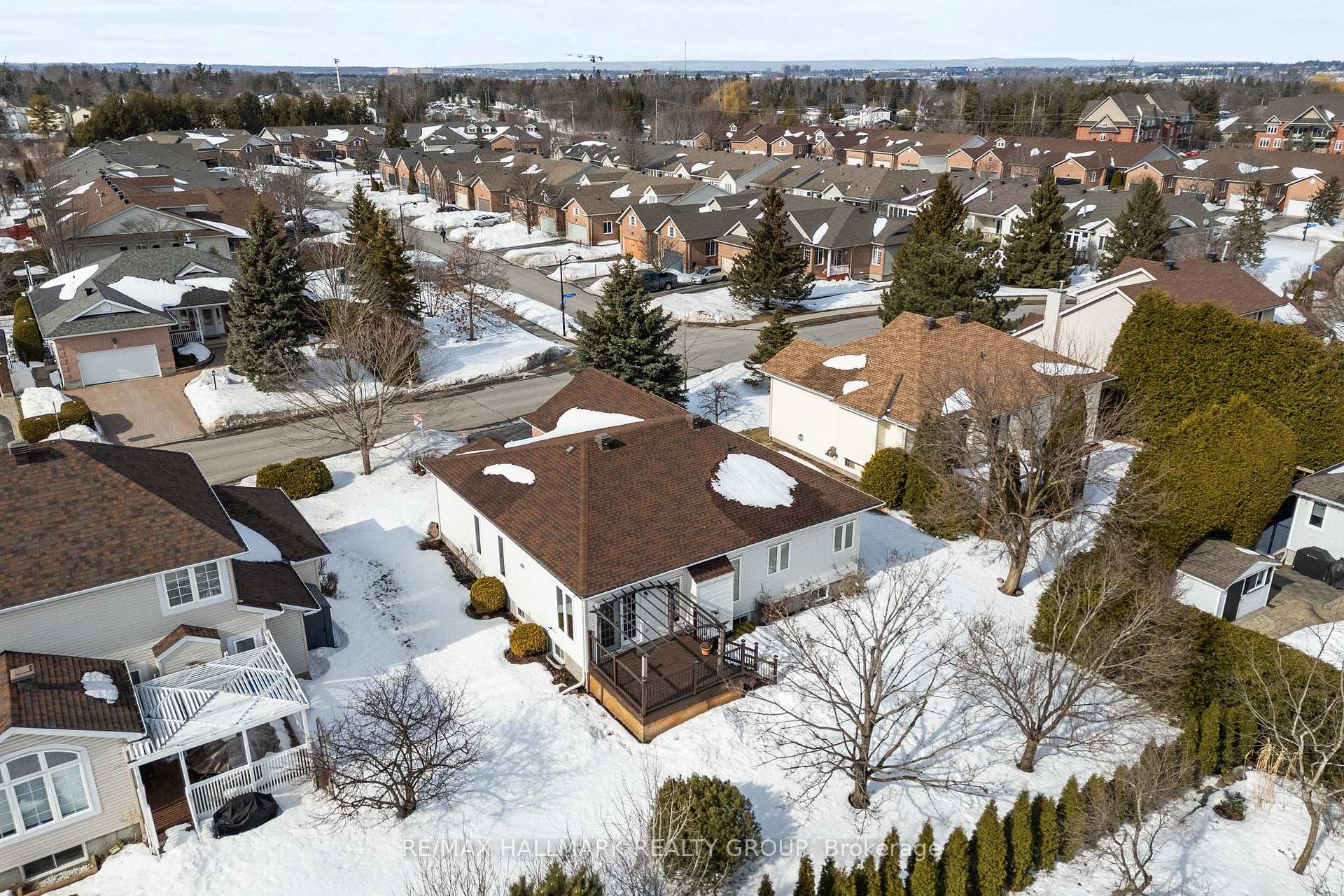 Photo 40 of 64 Forest Creek Drive, Ottawa, Stittsville (Central) — HOMEH
