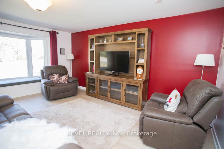 Photo 14 of 56 Brown Avenue, Brant, Burford — HOMEH