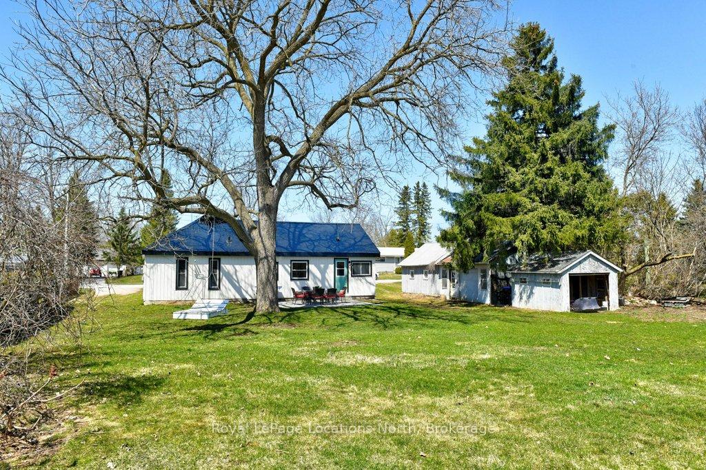 Photo 8 of 35 Caroline Street E, Clearview, Creemore — HOMEH