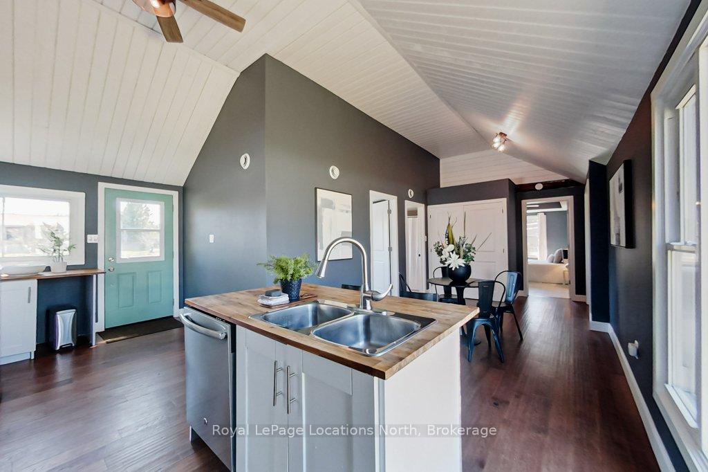 Photo 7 of 35 Caroline Street E, Clearview, Creemore — HOMEH
