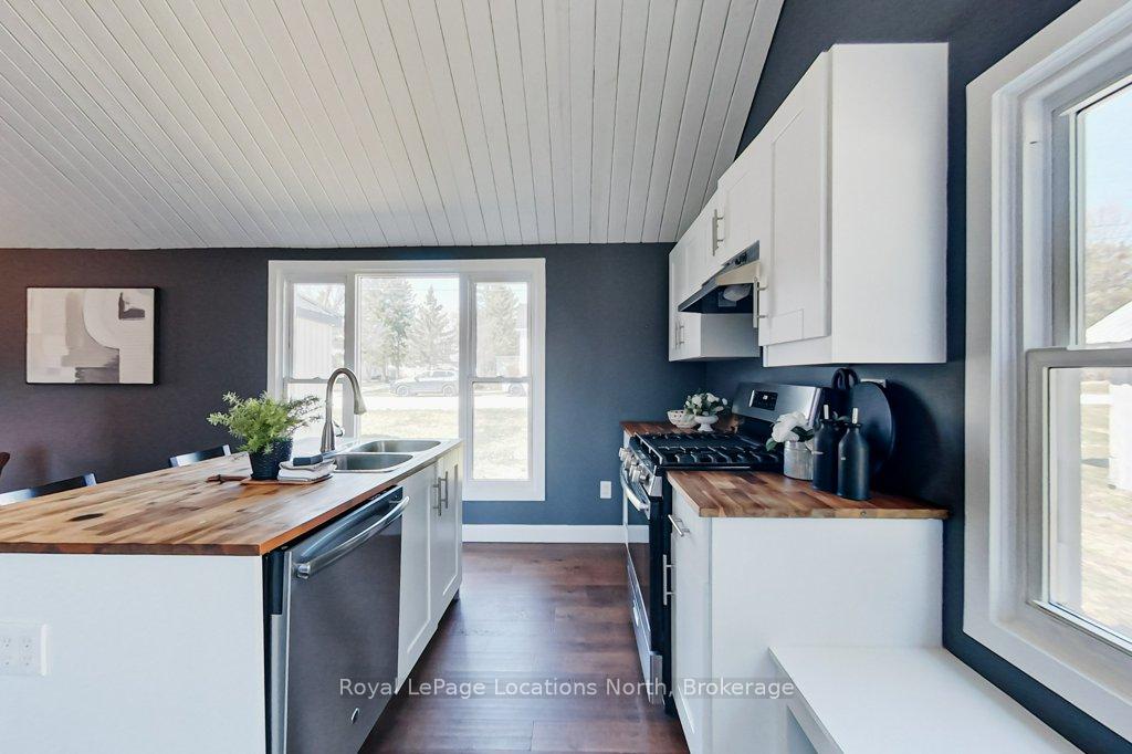 Photo 10 of 35 Caroline Street E, Clearview, Creemore — HOMEH