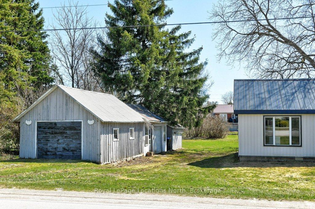 Photo 27 of 35 Caroline Street E, Clearview, Creemore — HOMEH