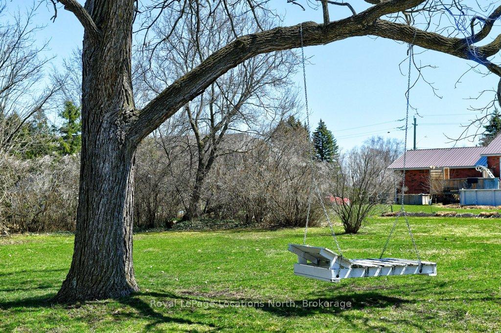 Photo 37 of 35 Caroline Street E, Clearview, Creemore — HOMEH