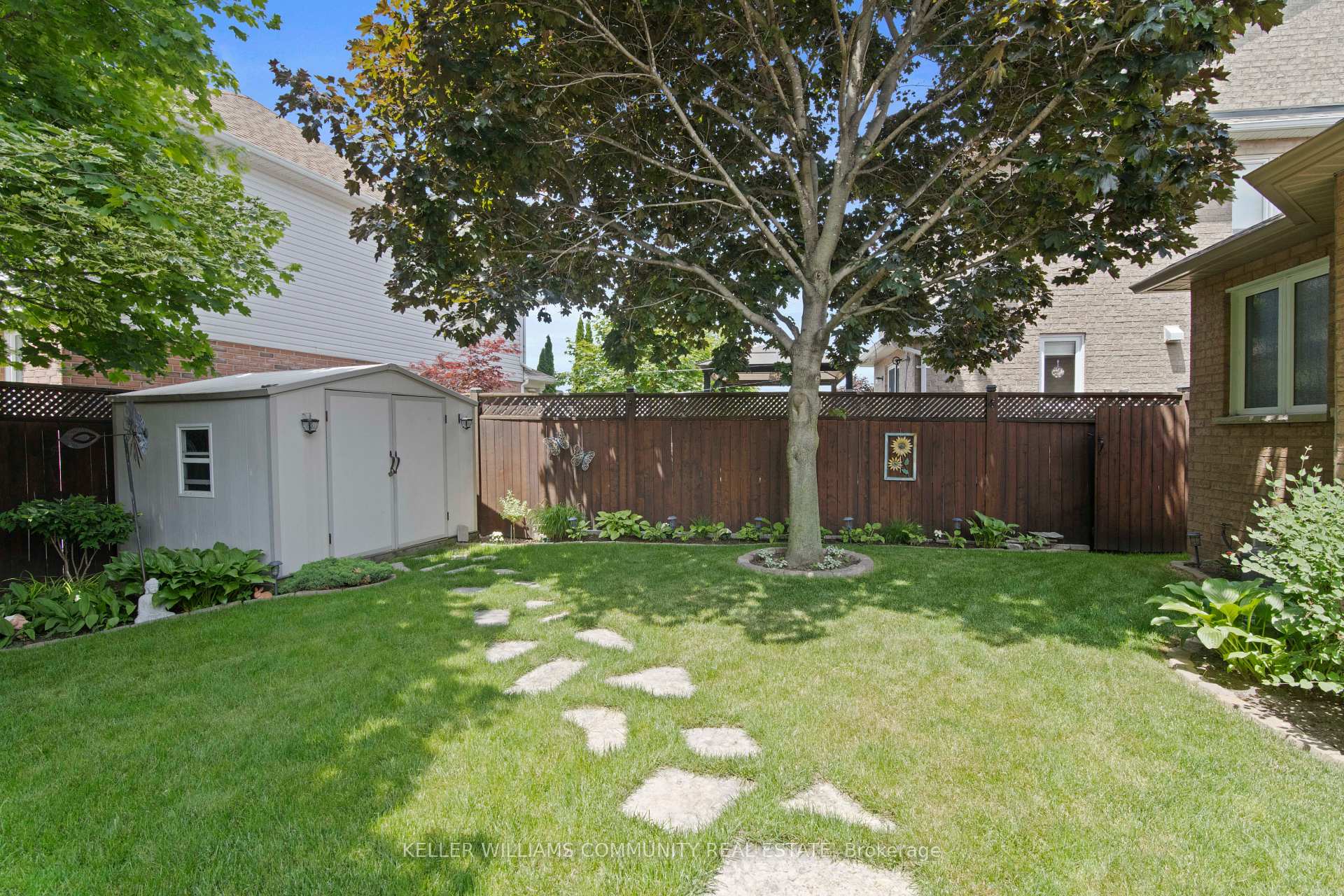 Photo 24 of 200 Sprucewood Crescent, Clarington, Bowmanville — HOMEH