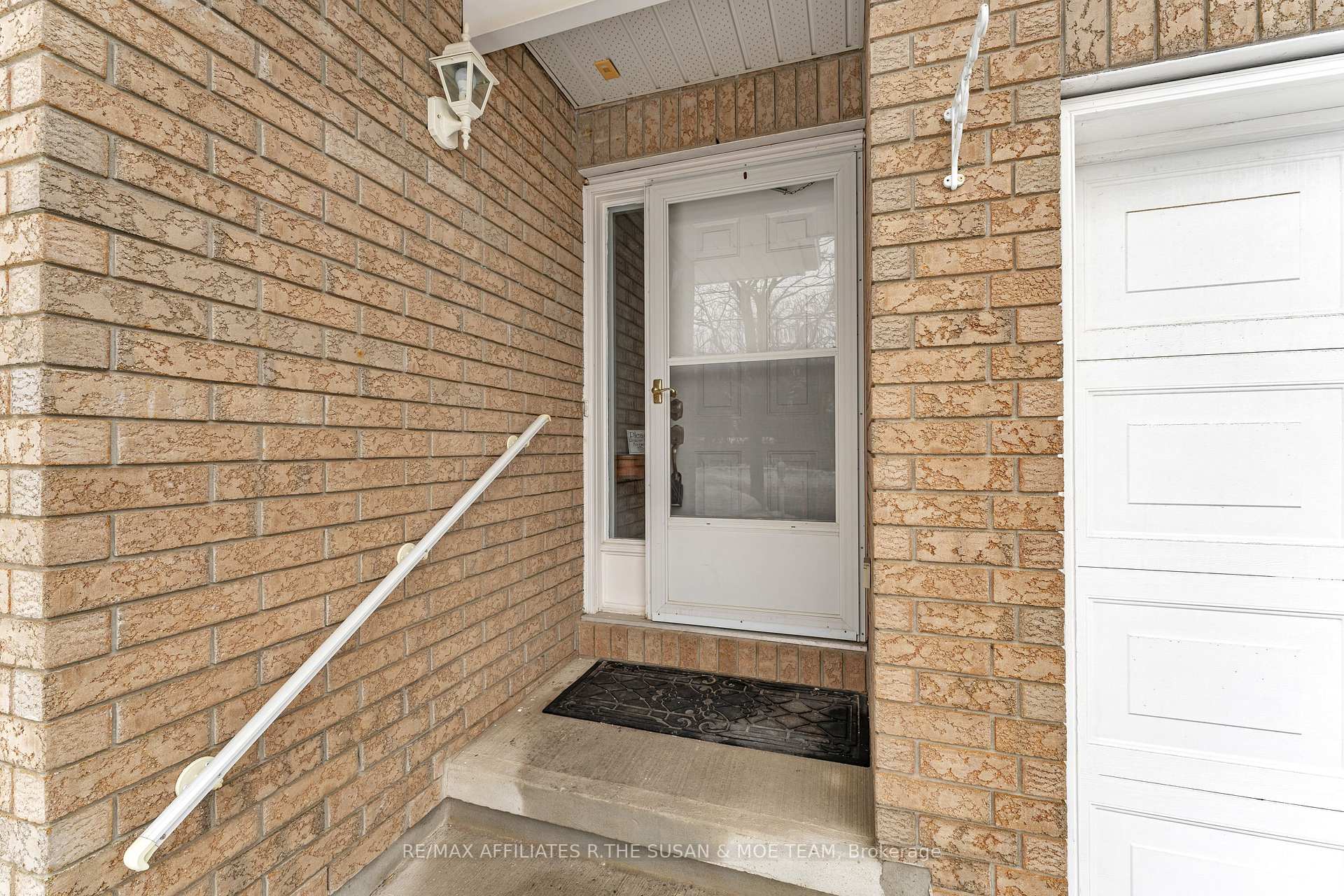 Photo 4 of 6135 Abbott Street E, Ottawa, Stittsville (Central) — HOMEH