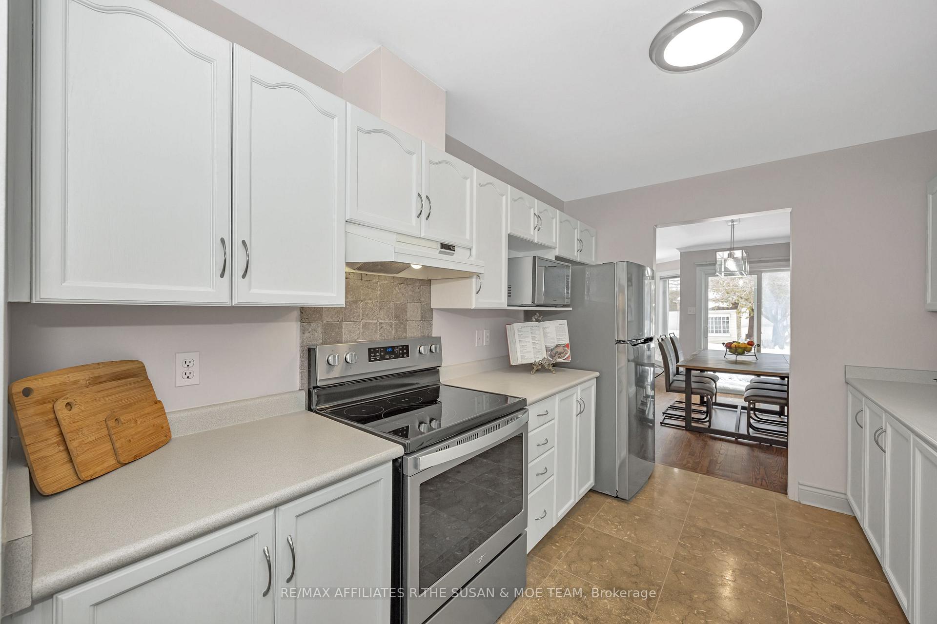 Photo 6 of 6135 Abbott Street E, Ottawa, Stittsville (Central) — HOMEH