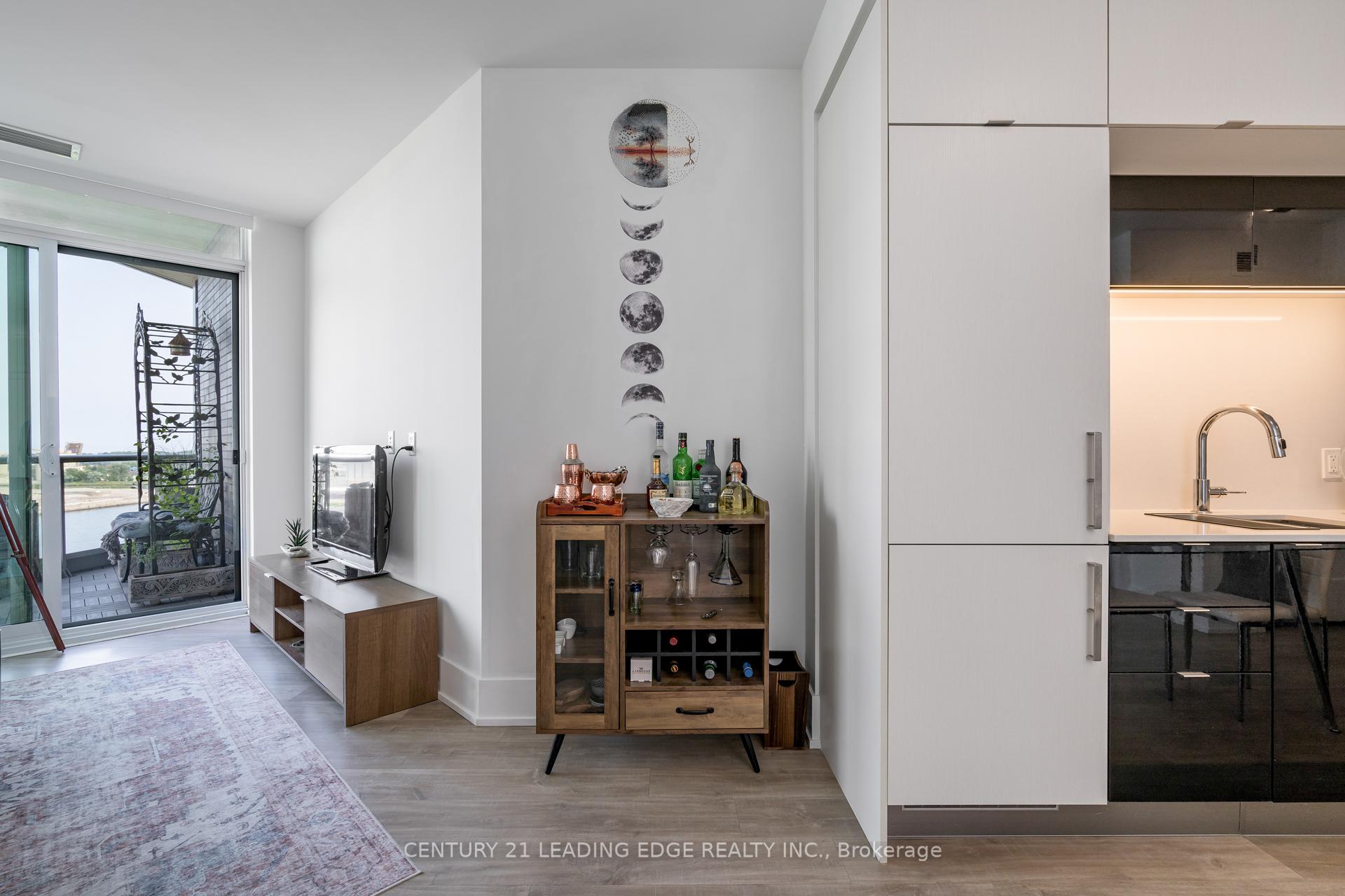 Photo 15 of Unit 919, 1 Edgewater Drive, Toronto, Waterfront Communities — HOMEH
