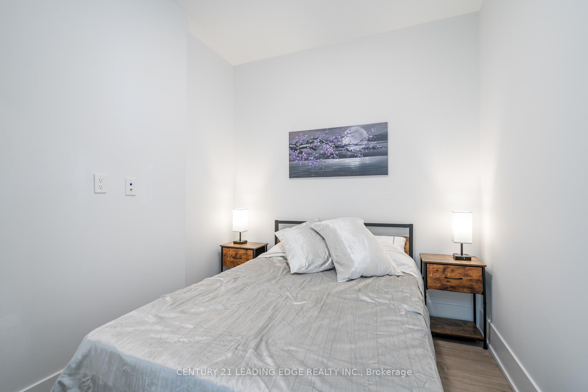 Photo 8 of Unit 919, 1 Edgewater Drive, Toronto, Waterfront Communities — HOMEH