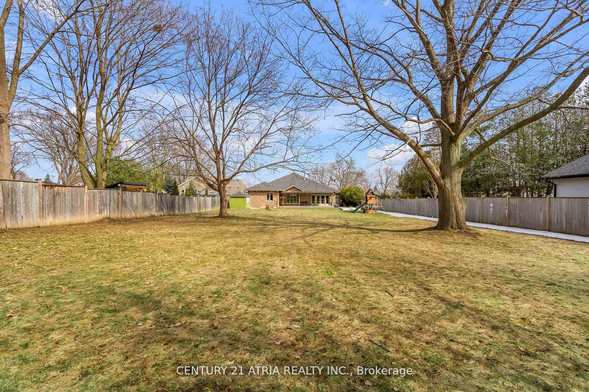 Photo 48 of 124 Puget Street, Barrie, Codrington — HOMEH