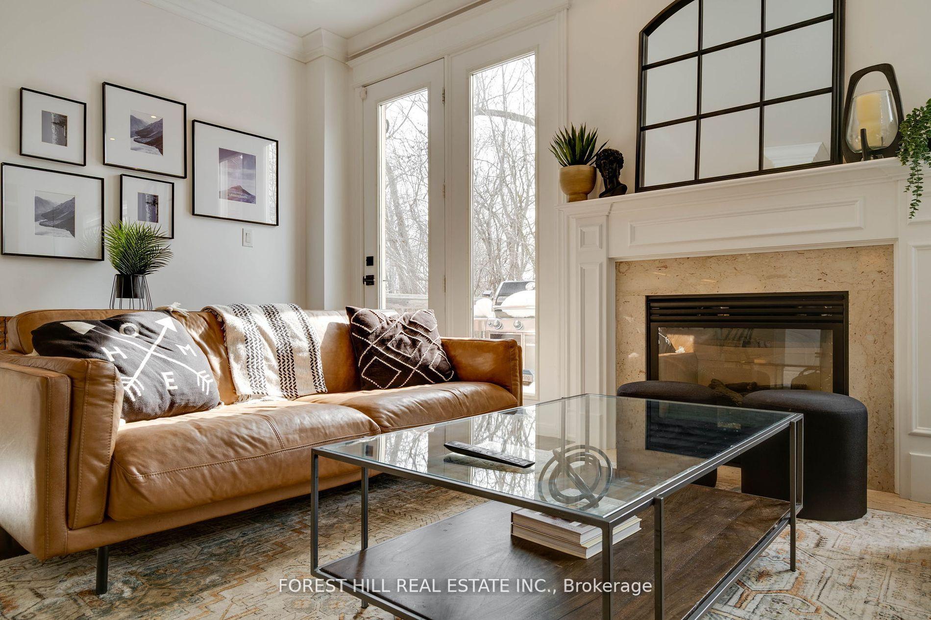 Photo 8 of 101 Southvale Drive, Vaughan, Patterson — HOMEH