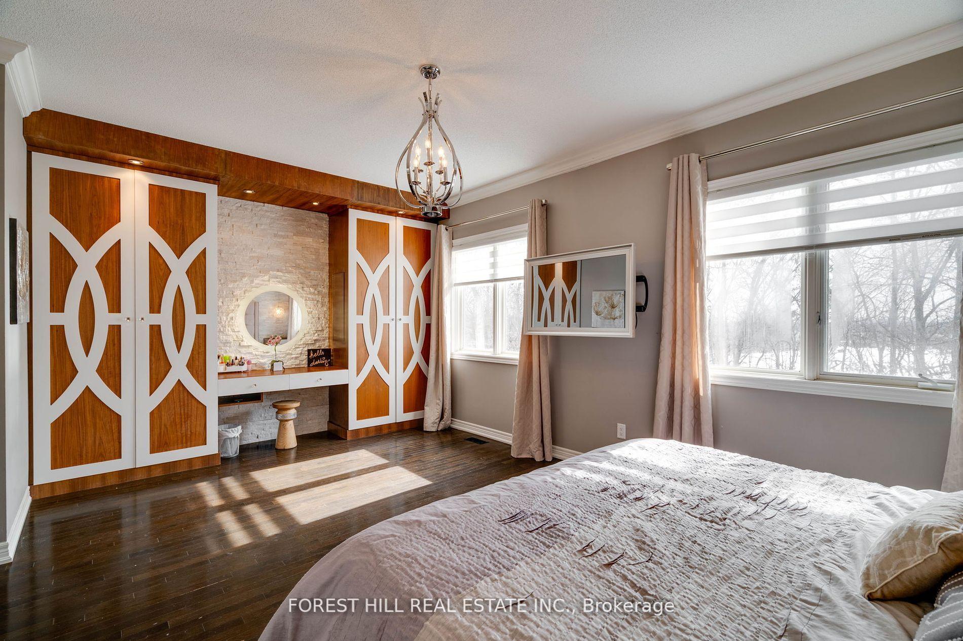 Photo 16 of 101 Southvale Drive, Vaughan, Patterson — HOMEH