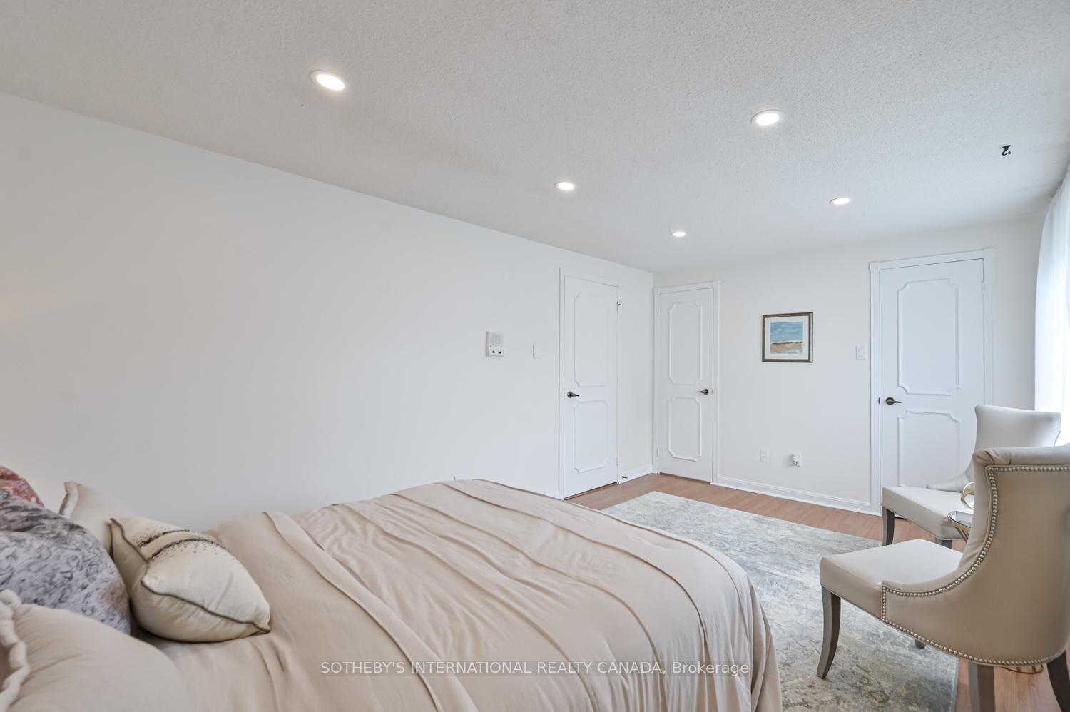 Photo 36 of 134 Greenwich Square, Scarborough, Eglinton East — HOMEH