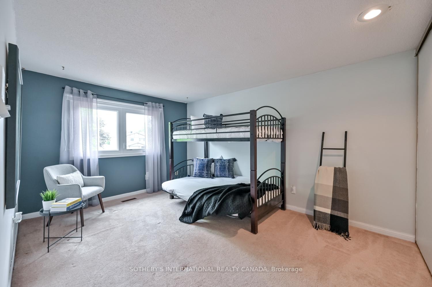Photo 26 of 134 Greenwich Square, Scarborough, Eglinton East — HOMEH