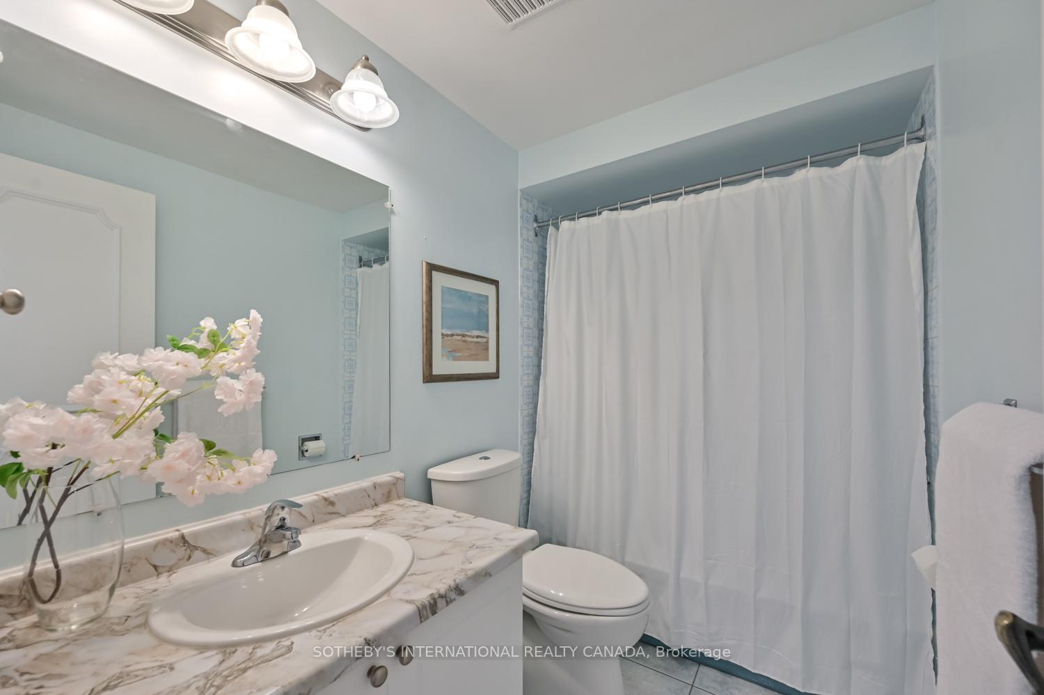 Photo 23 of 134 Greenwich Square, Scarborough, Eglinton East — HOMEH
