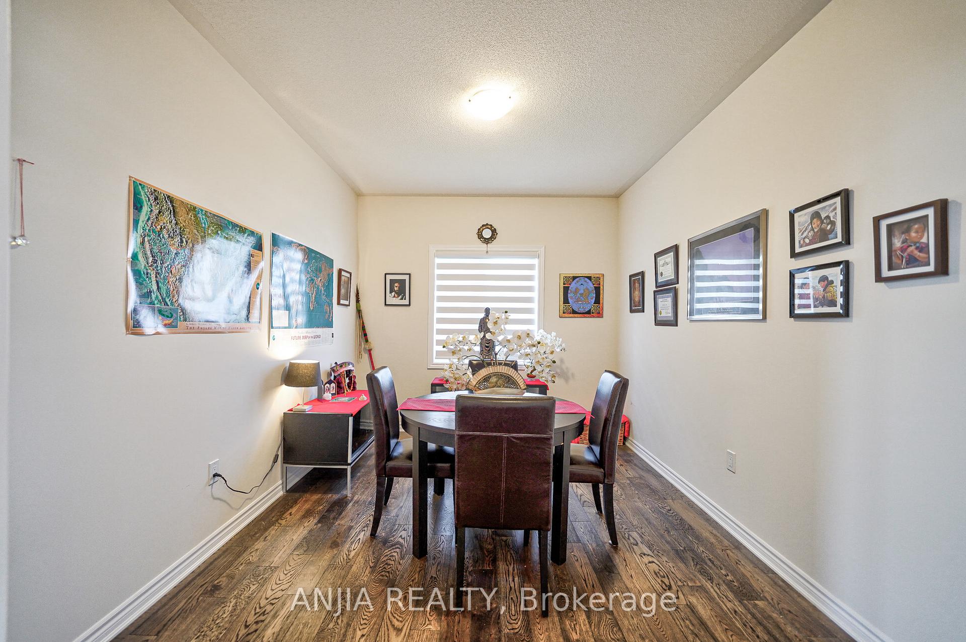 Photo 15 of 7 Butcher Street, Brock, Beaverton — HOMEH