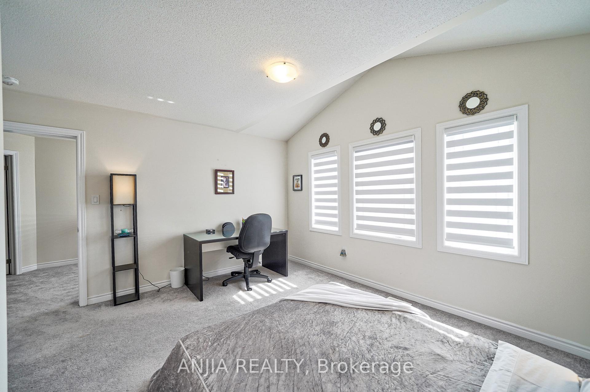 Photo 31 of 7 Butcher Street, Brock, Beaverton — HOMEH