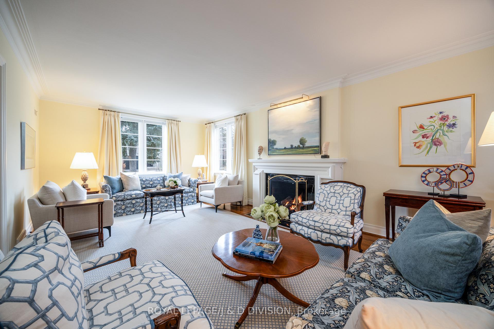 Photo 4 of 404 Glencairn Avenue, Toronto, Lawrence Park South — HOMEH