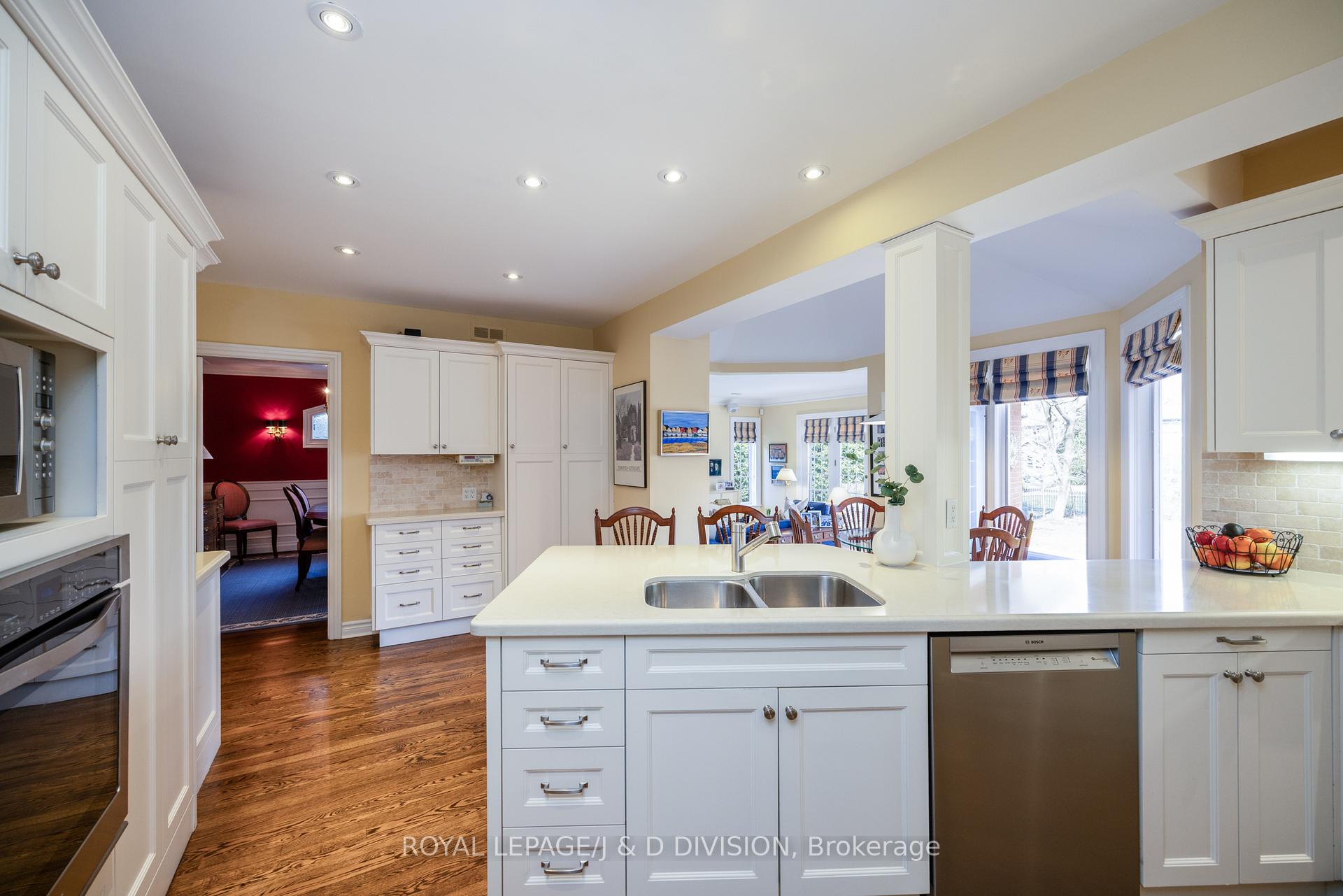 Photo 16 of 404 Glencairn Avenue, Toronto, Lawrence Park South — HOMEH