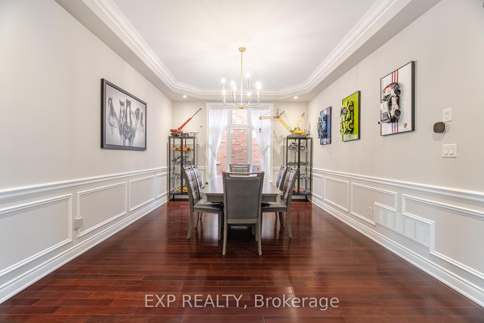 Photo 6 of 185 Cook's Mill Crescent, Vaughan, Patterson — HOMEH