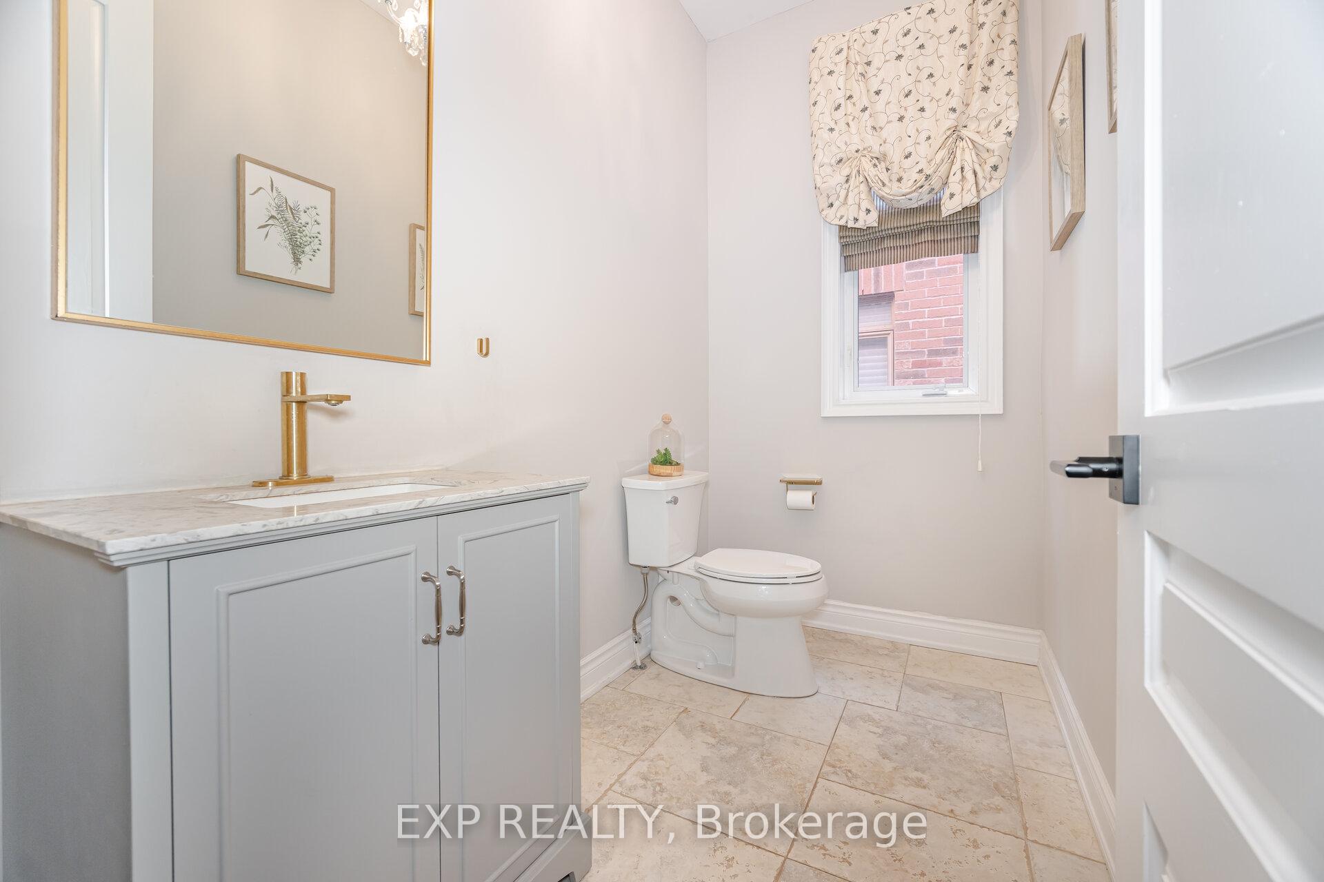 Photo 13 of 185 Cook's Mill Crescent, Vaughan, Patterson — HOMEH