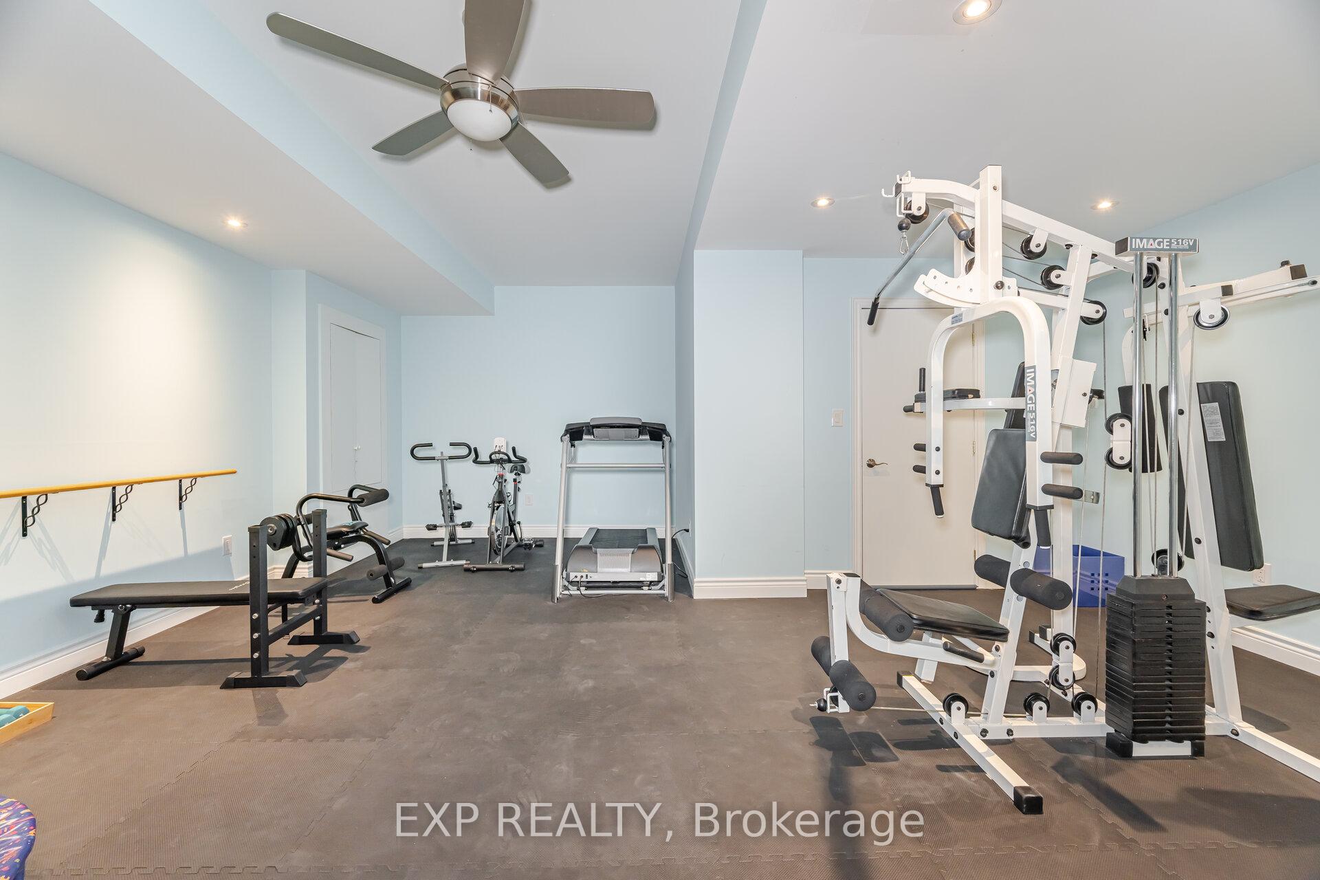 Photo 37 of 185 Cook's Mill Crescent, Vaughan, Patterson — HOMEH