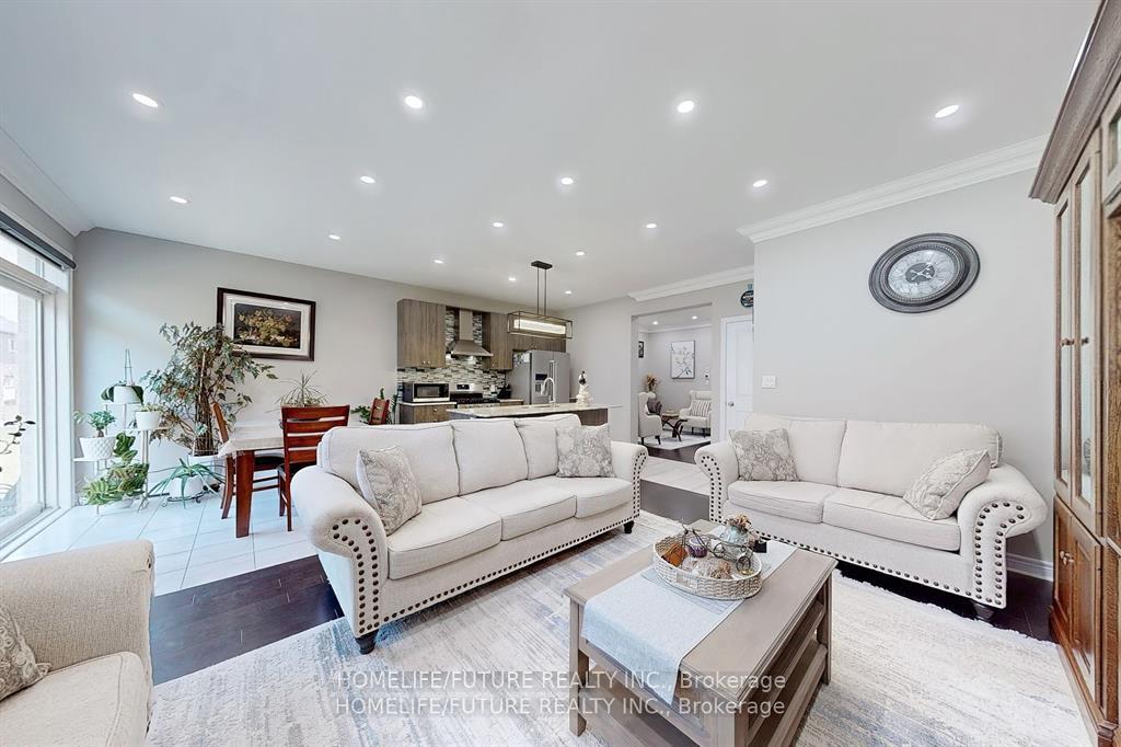 Photo 12 of 1207 Cactus Crescent, Pickering, Rural Pickering — HOMEH