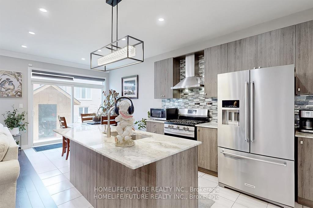 Photo 8 of 1207 Cactus Crescent, Pickering, Rural Pickering — HOMEH