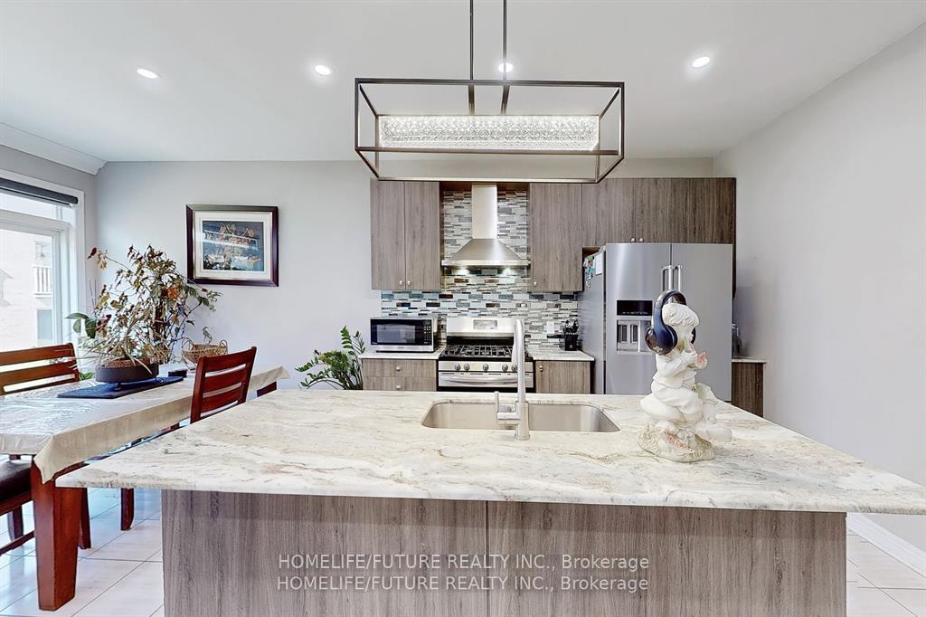 Photo 5 of 1207 Cactus Crescent, Pickering, Rural Pickering — HOMEH