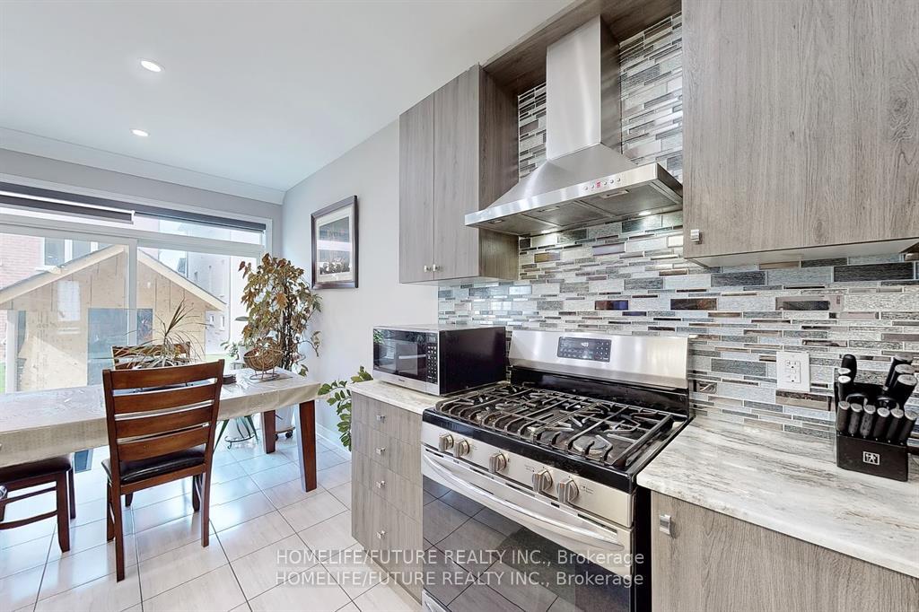 Photo 9 of 1207 Cactus Crescent, Pickering, Rural Pickering — HOMEH