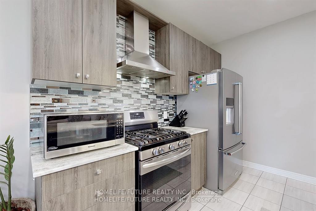 Photo 15 of 1207 Cactus Crescent, Pickering, Rural Pickering — HOMEH