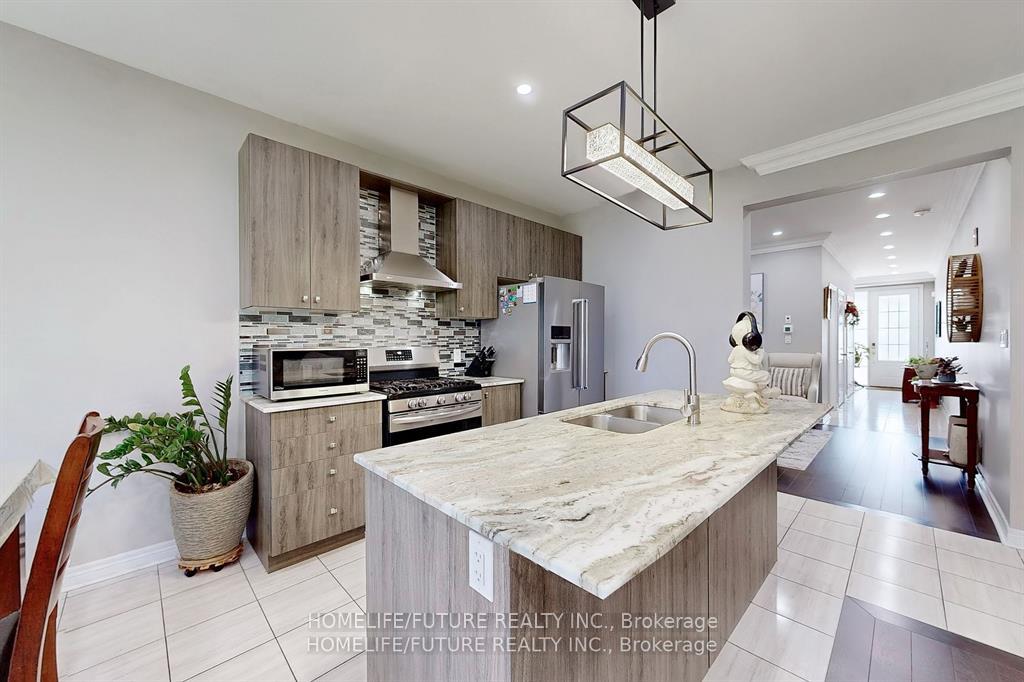 Photo 18 of 1207 Cactus Crescent, Pickering, Rural Pickering — HOMEH