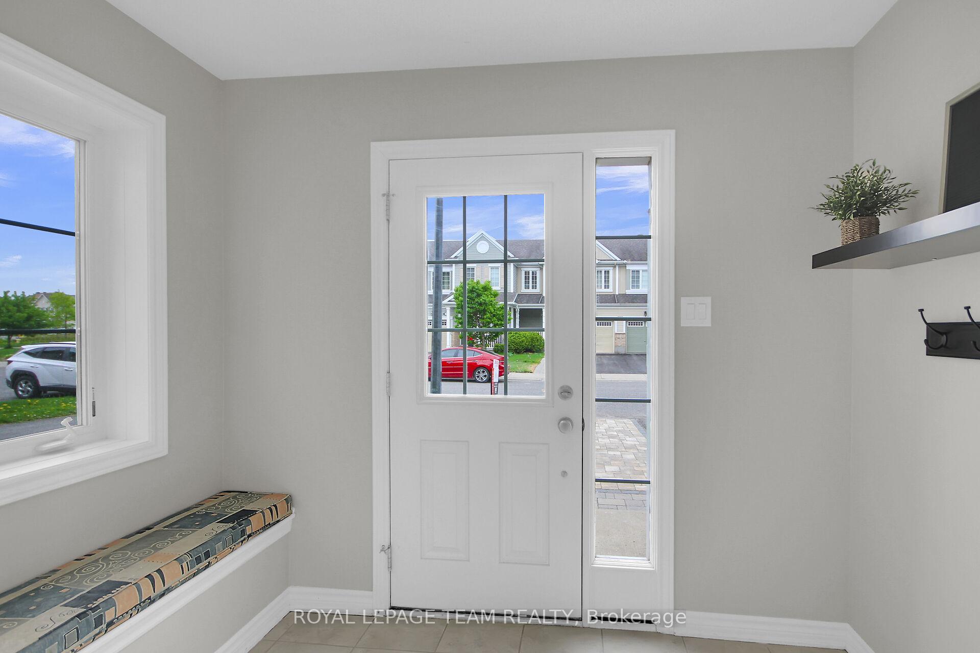 Photo 18 of 455 Meadowhawk Crescent, Ottawa, Barrhaven - Half Moon Bay — HOMEH