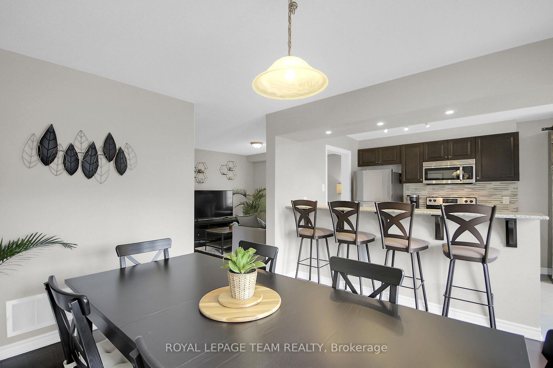 Photo 5 of 455 Meadowhawk Crescent, Ottawa, Barrhaven - Half Moon Bay — HOMEH