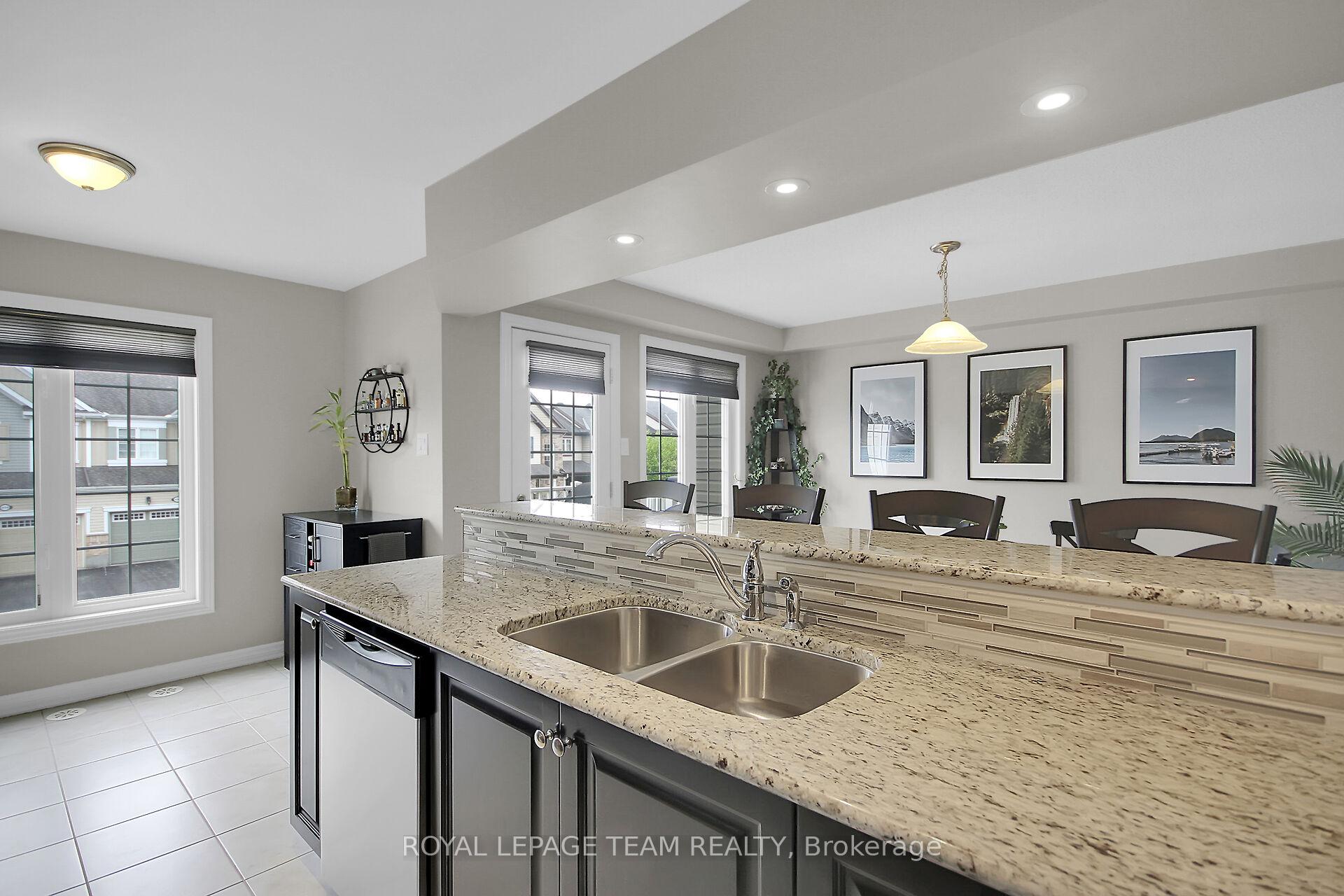 Photo 8 of 455 Meadowhawk Crescent, Ottawa, Barrhaven - Half Moon Bay — HOMEH