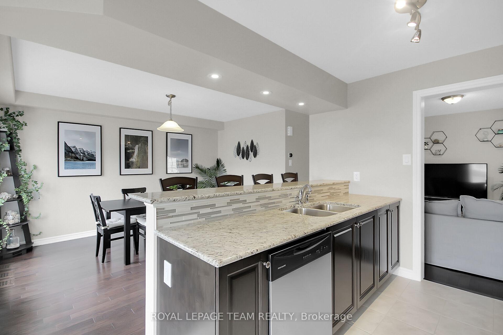 Photo 26 of 455 Meadowhawk Crescent, Ottawa, Barrhaven - Half Moon Bay — HOMEH