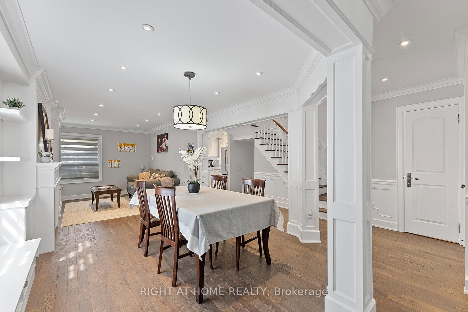 Photo 13 of 46 Elena Crescent, Vaughan, Maple — HOMEH