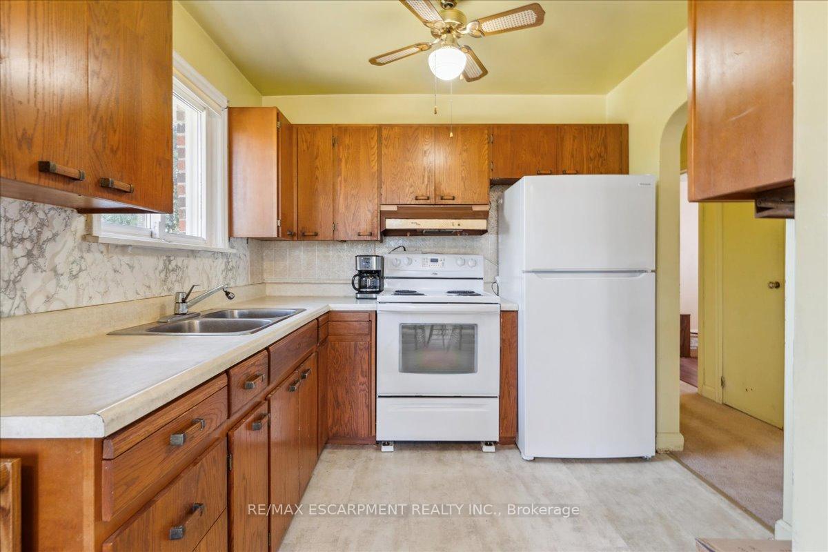 Photo 10 of 6122 Highway 9, New Tecumseth, Tottenham — HOMEH