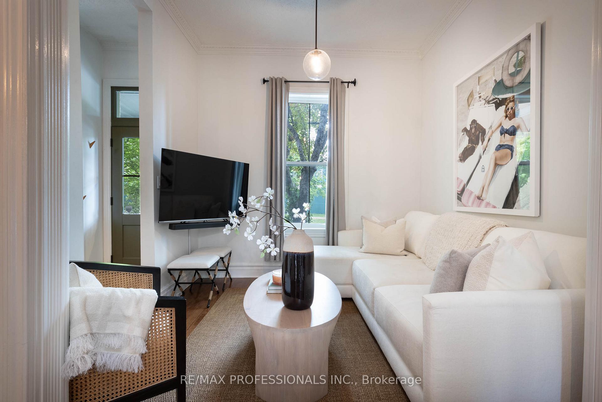 Photo 4 of 26 Wardell Street, Toronto, South Riverdale — HOMEH