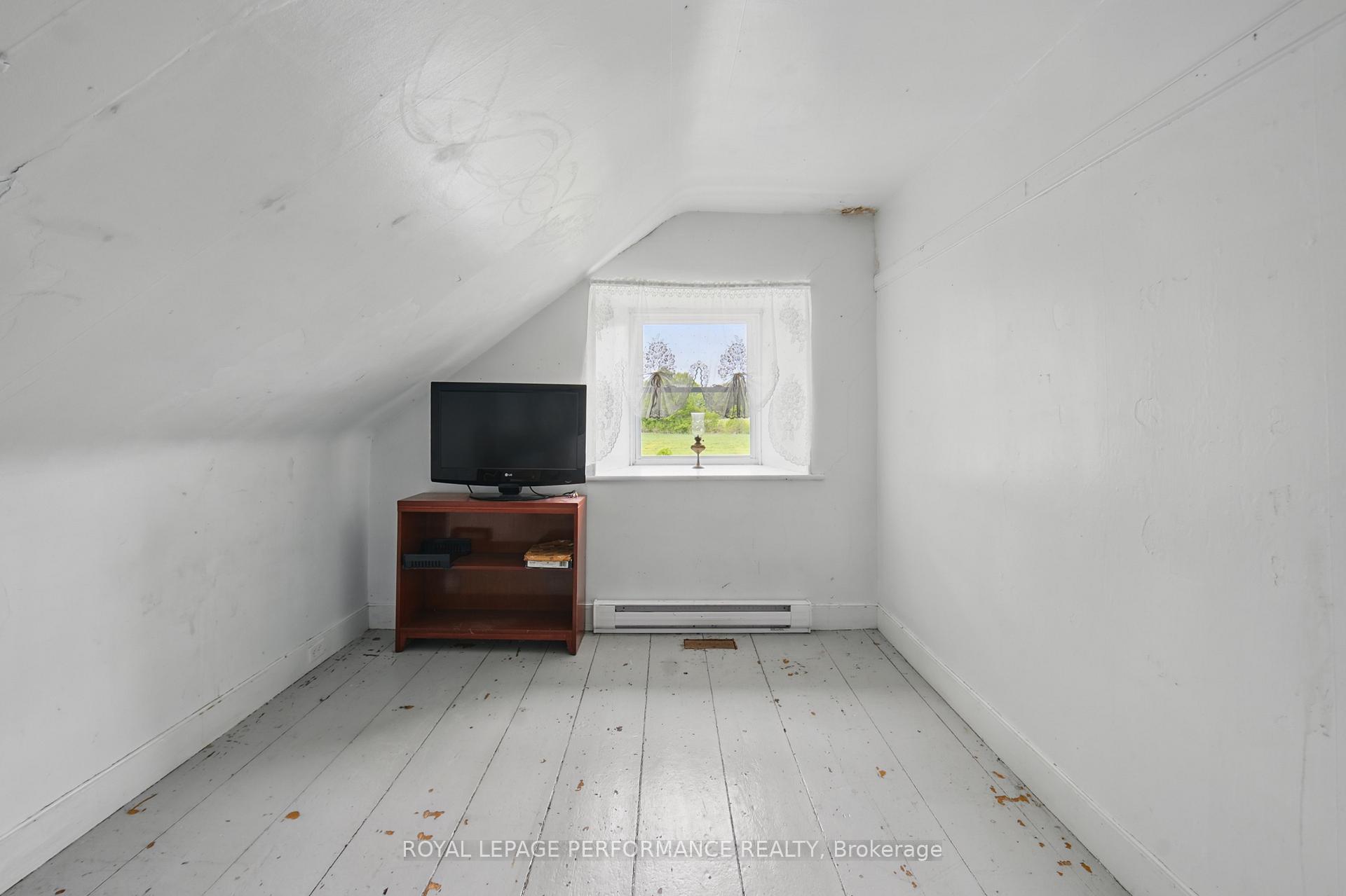 Photo 15 of 1225 Aberdeen Road, North Glengarry, North Glengarry (Lochiel) Twp — HOMEH