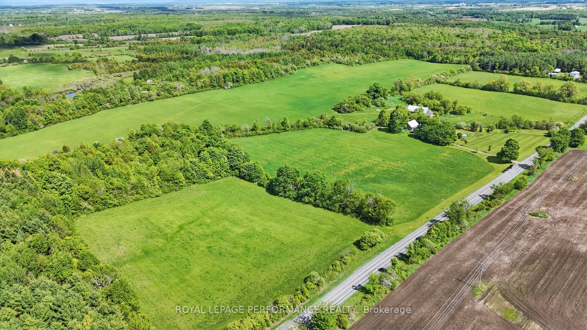 Photo 37 of 1225 Aberdeen Road, North Glengarry, North Glengarry (Lochiel) Twp — HOMEH